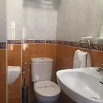 Covadonga Hotel *