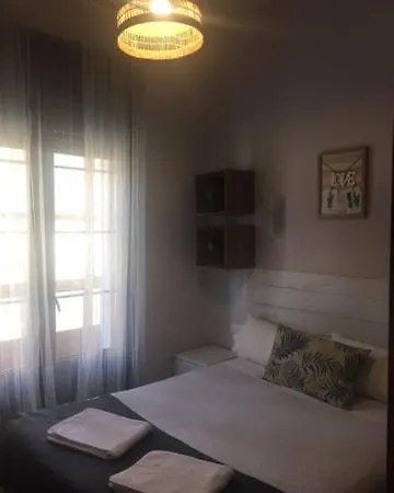 Covadonga ホテル *